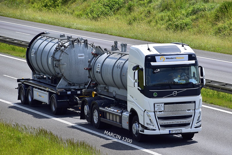 _DSC6716 MODERN HATCH-crop-VOLVO FHV.JPG