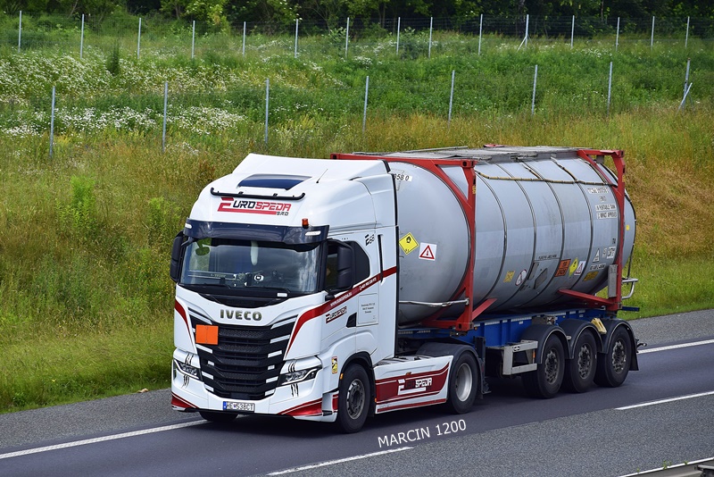 _DSC6520 EURO SPEDA-crop-IVECO S-WAY.JPG