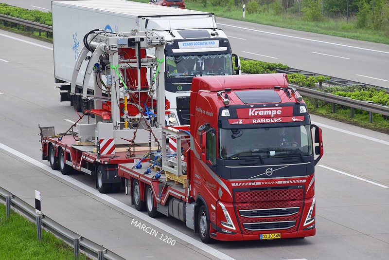 _DSC4036 KRAMPE-crop-VOLVO FH V.JPG