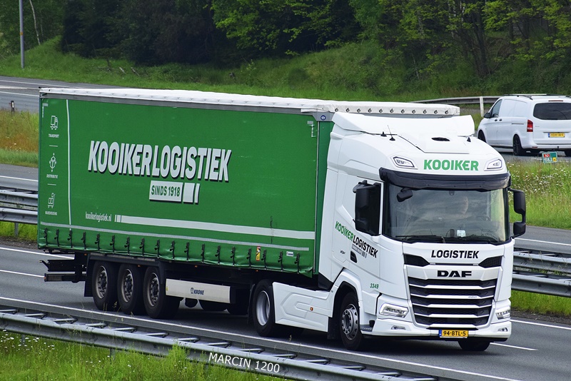 _DSC3775 KOOIKER-crop-DAF XF-KRONE.JPG