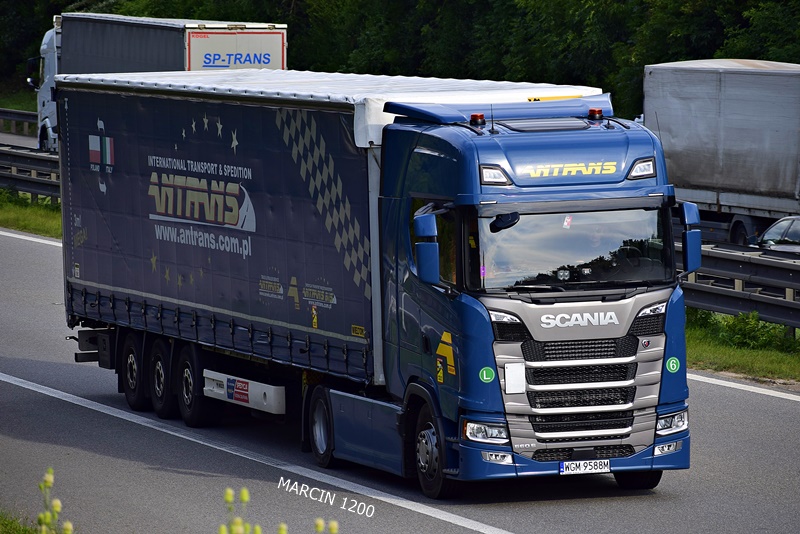 _DSC7290 ANTRANS-crop-SCANIA S560.JPG