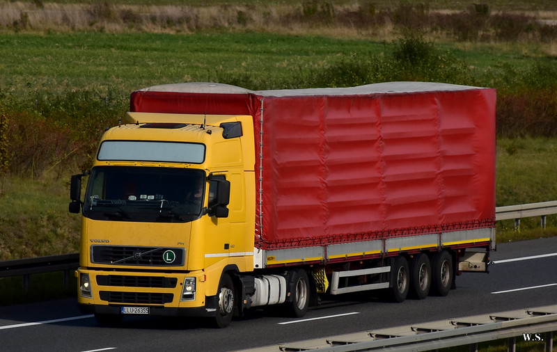 Volvo_FH2_PL_2.jpg