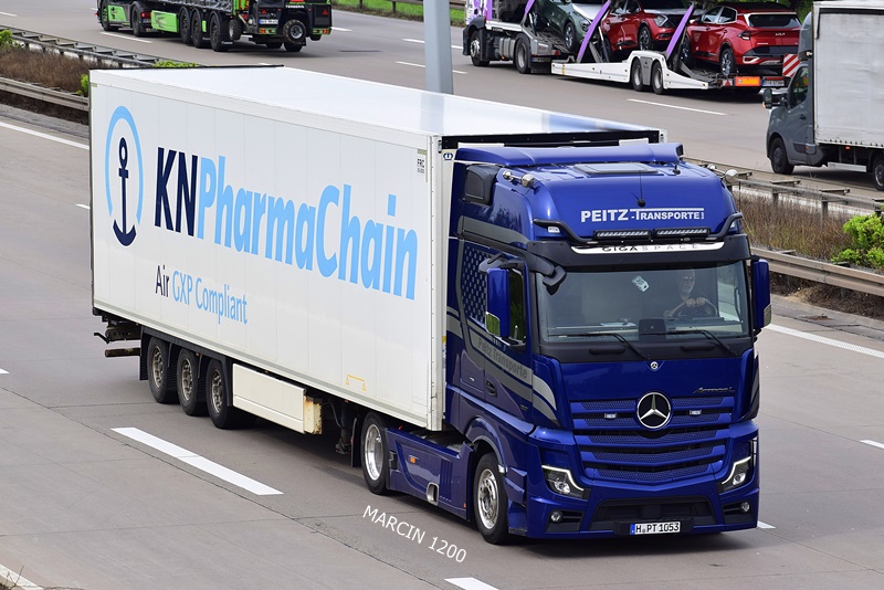 _DSC5639 PEITZ-TRANSPORTE-crop-ActrosL.JPG