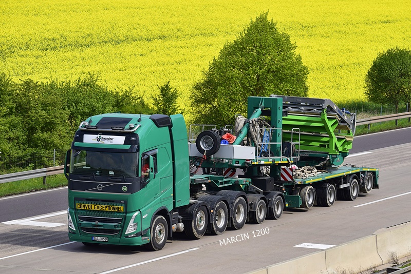 _DSC4885 SCHWANDNER-crop-VOLVO FHV.JPG