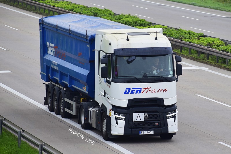 _DSC4084 DER TRANS-crop-RENAULT RANGE T EVO.JPG