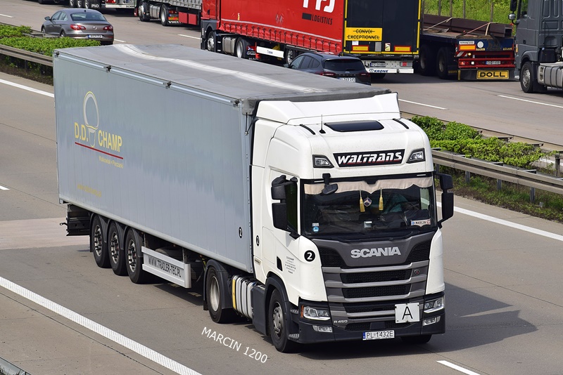 _DSC4579 WALTRANS-crop-SCANIA R450 NG.JPG