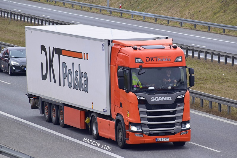 _DSC2993 DKT POLSKA-crop-SCANIA S450.JPG