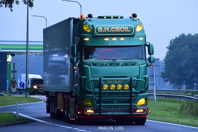 _DSC9589 B.H.CECIL&SONS-crop-DAF XF 106 II.JPG