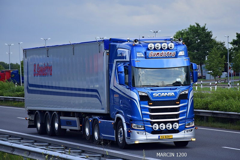 _DSC7943 SANDSTRA-crop-SCANIA S.JPG