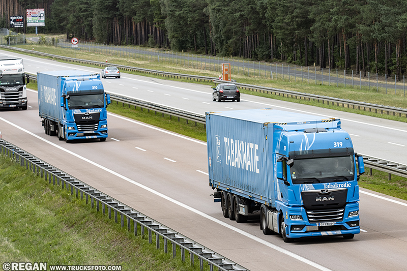 MAN TGX II - Tabaknatie.jpg
