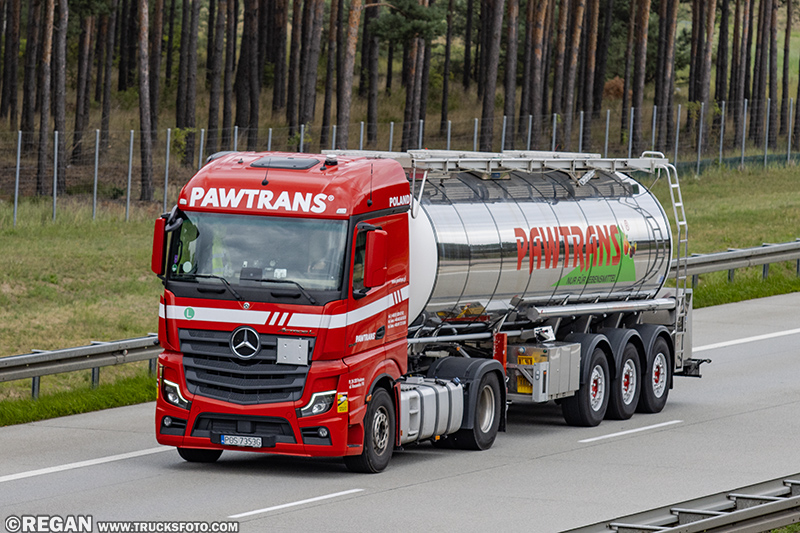 Mercedes-Benz Actros L - Pawtrans.jpg