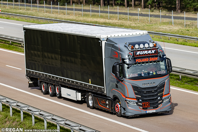 Iveco S-Way - Eurax Śrem.jpg