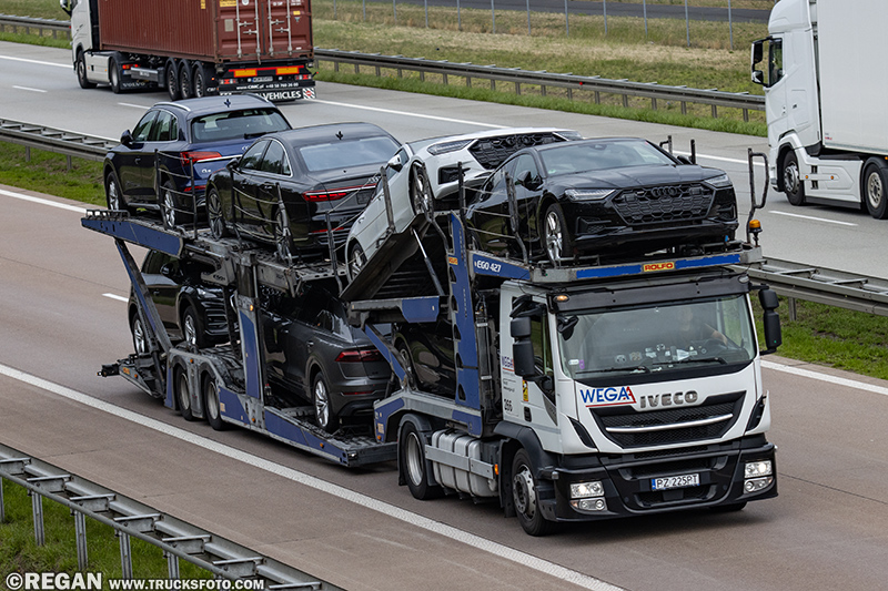 Iveco Stralis Wega-A.jpg