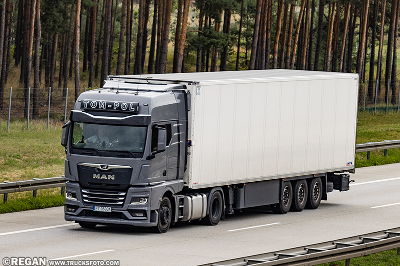 MAN TGX II - Tom-Pol Wolsztyn.jpg