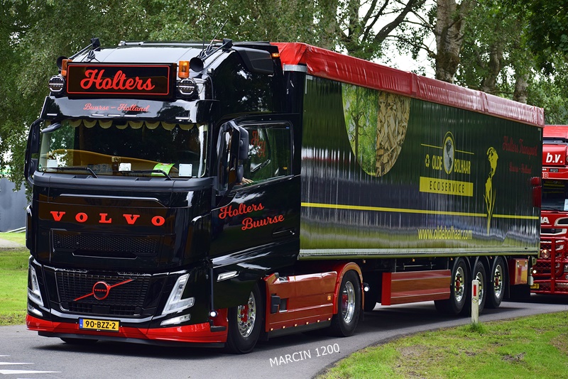 _DSC9802 HOLTERS-crop-VOLVO FH AERO.JPG