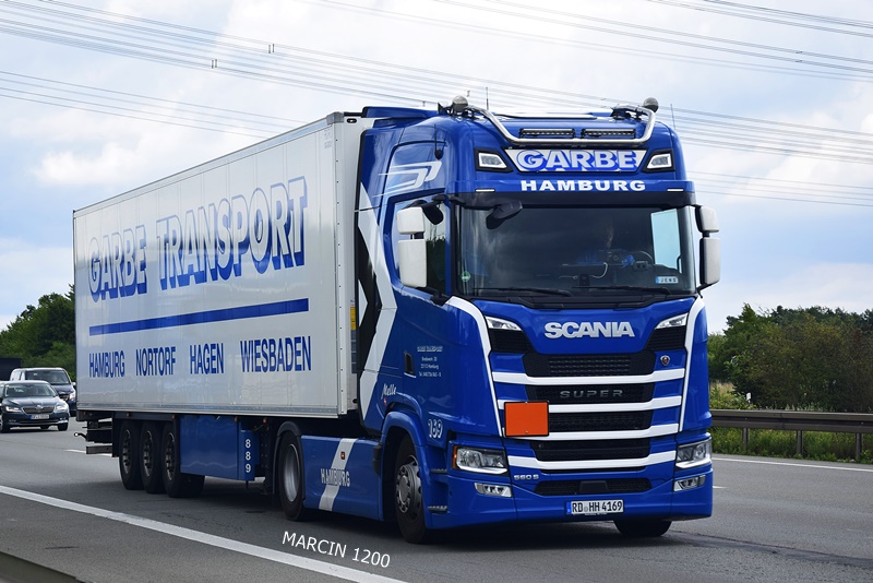 _DSC7777 GARBE-crop-SCANIA S560 SUPER.JPG