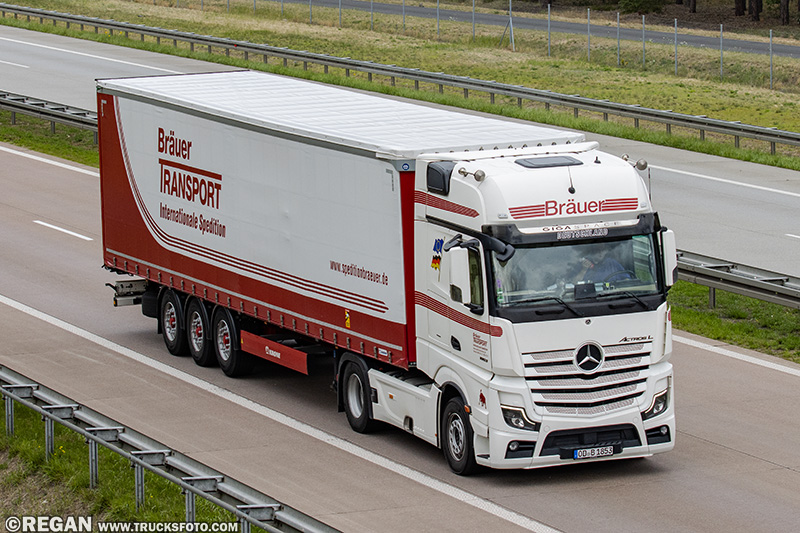 Mercedes-Benz Actros L - Brauer.jpg