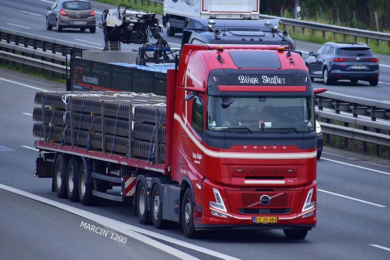 _DSC8468 BORGE SKAFTE AS-crop-VOLVO FH AERO.JPG