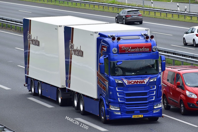 _DSC8553 Siep Amsterdam-crop-SCANIA S.JPG