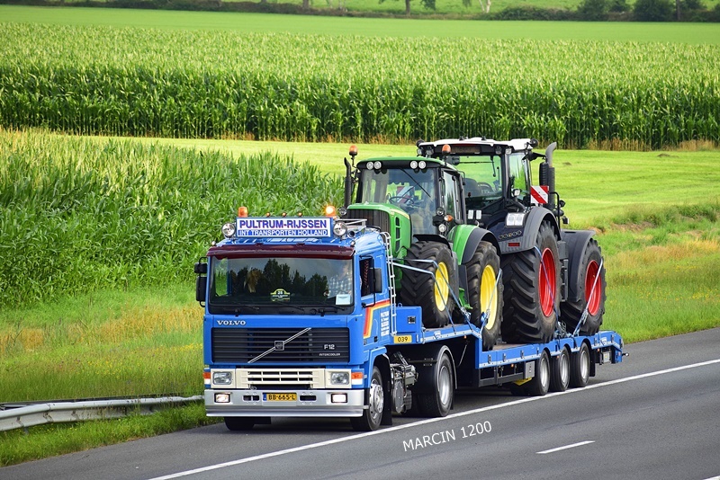 _DSC1109 PULTRUM-RIJSSEN-crop-VOLVO F12 INTERCOOLER.JPG