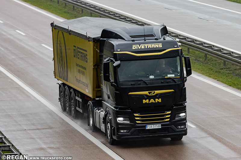 MAN TGX II - Divetrans.jpg