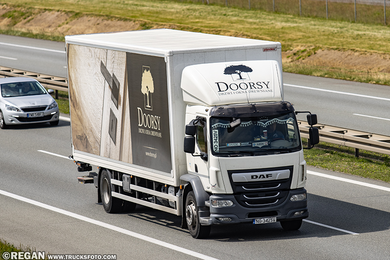 DAF LF - Doorsy.jpg