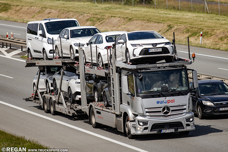 Mercedes-Benz Actros Europol.jpg