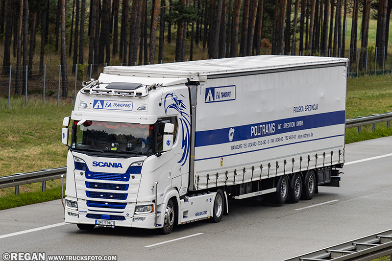 Scania S650 V8 - F.A. Transport Poltrans.jpg