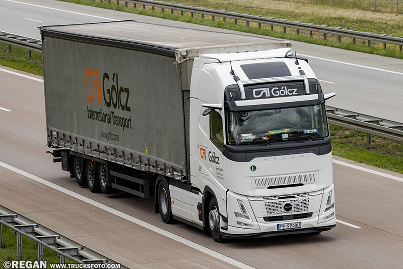 Volvo FH Aero - Gólcz.jpg
