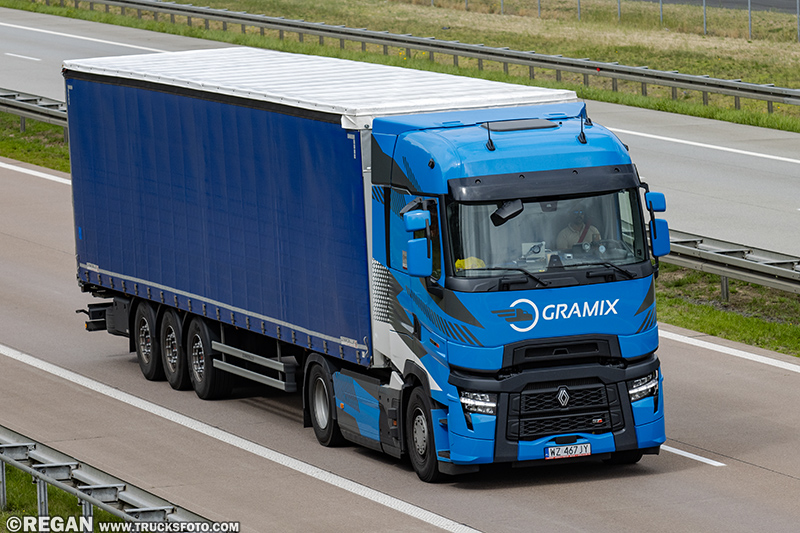 Renault Range T Evolution TC - Gramix.jpg