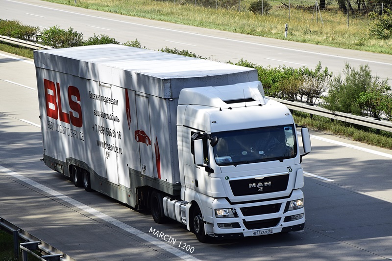 _DSC2225-crop-BLS-MAN TGX.JPG