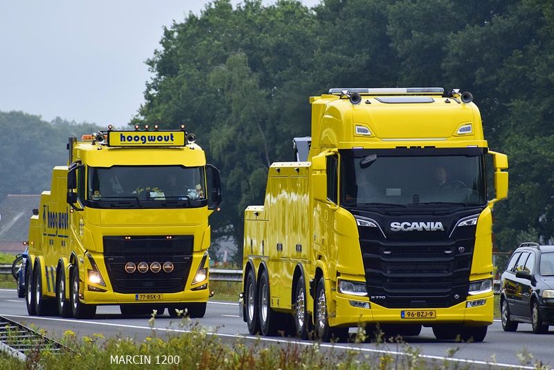_DSC9734 HOOGWOUT-crop-SCANIA R770 V8 - VOLVO FH5- HOLOWNIKI.JPG