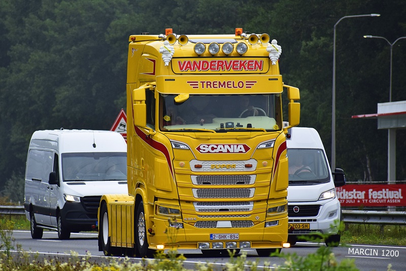 _DSC0530 VANDERVEKEN-crop-SCANIA S530 V8.JPG