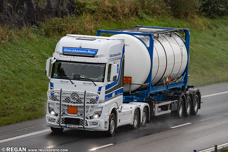 Mercedes-Benz Actros - Gosta Johanssons Akeri.jpg