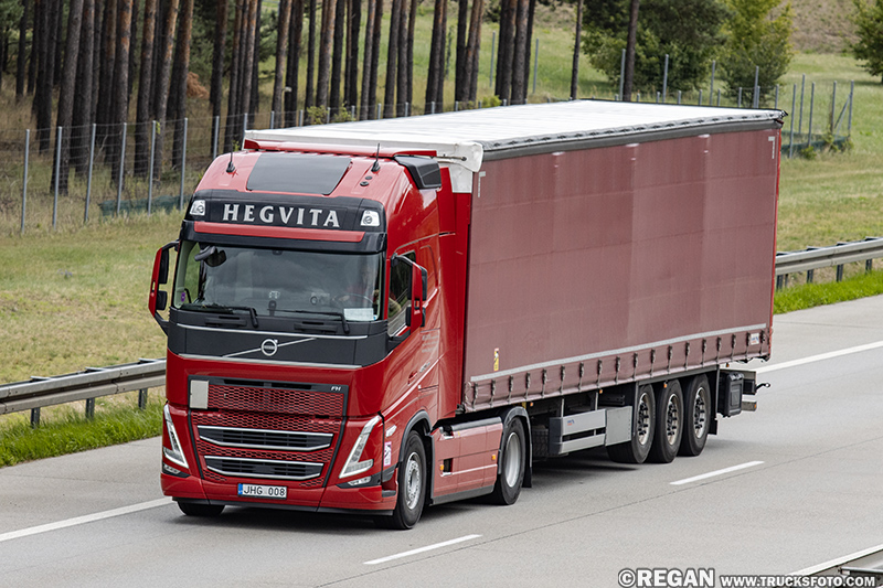 Volvo FH5 - Hegvita.jpg