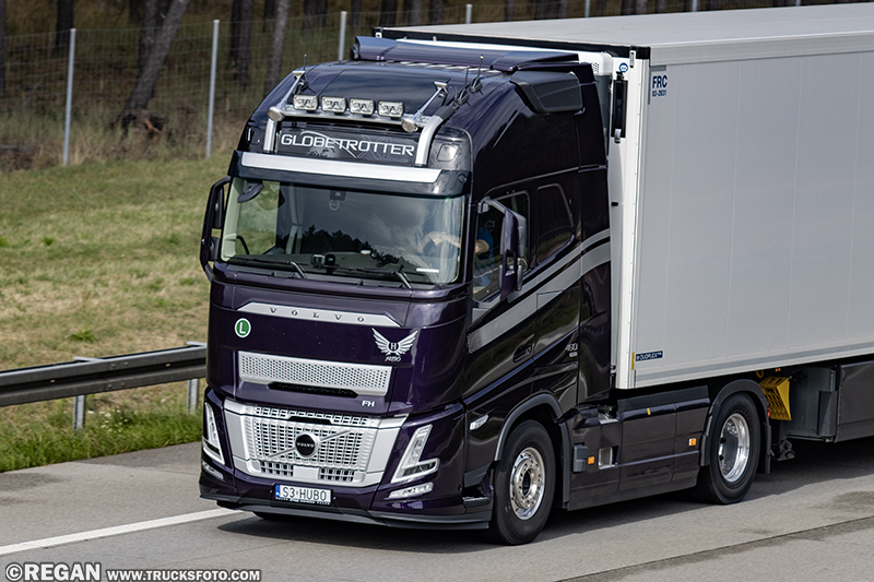 Volvo FH Aero - Hubo.jpg