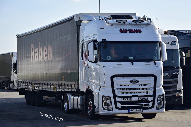 _DSC1840 CAP TRANS-crop-FORD F-MAX.JPG