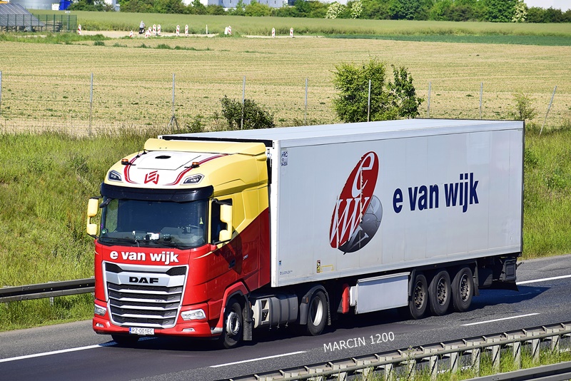 _DSC00011 (642)-crop-E VAN WIJK-DAF XG+.JPG