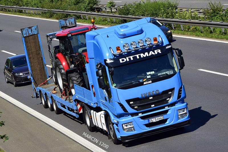 _DSC4752 DITTMAR-crop-Iveco Stralis Hi-Way.JPG