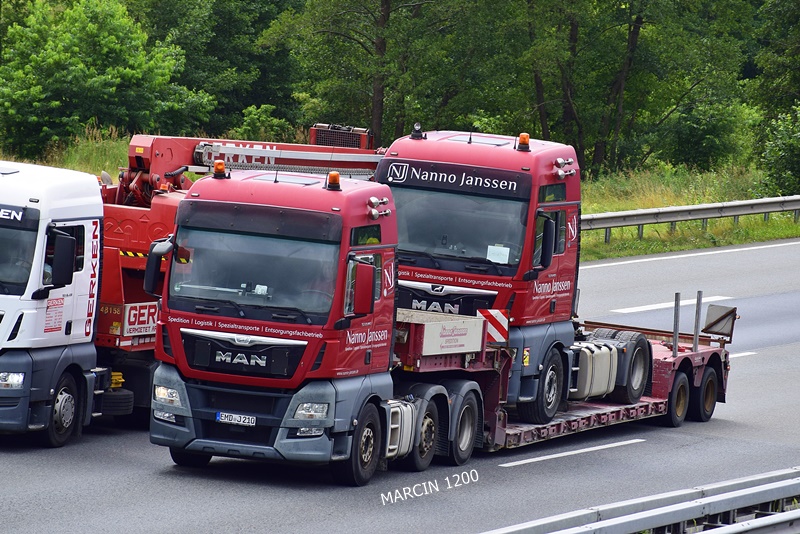 _DSC9253 NANNO JANSSEN-crop-MAN TGX.JPG