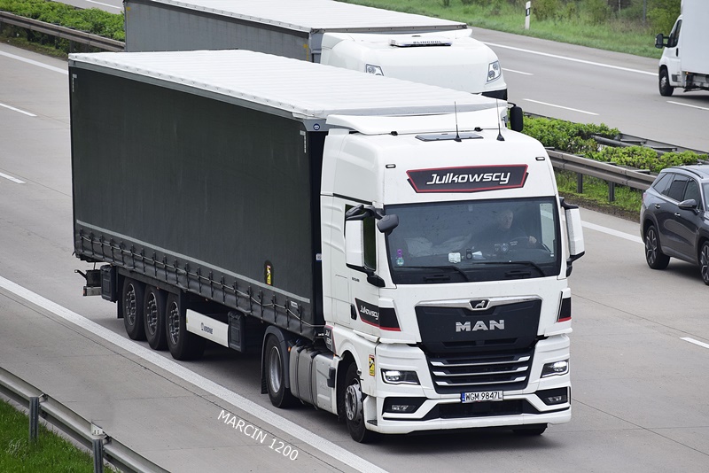 _DSC3923 JULKOWSCY-crop-MAN TGX II.JPG