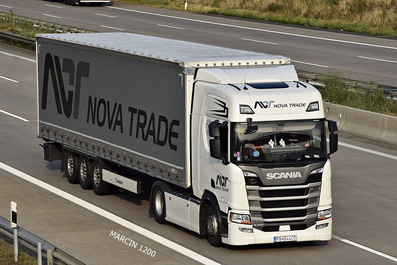 _DSC3052-crop-NOVA TRADE-SCANIA R450 NG.JPG