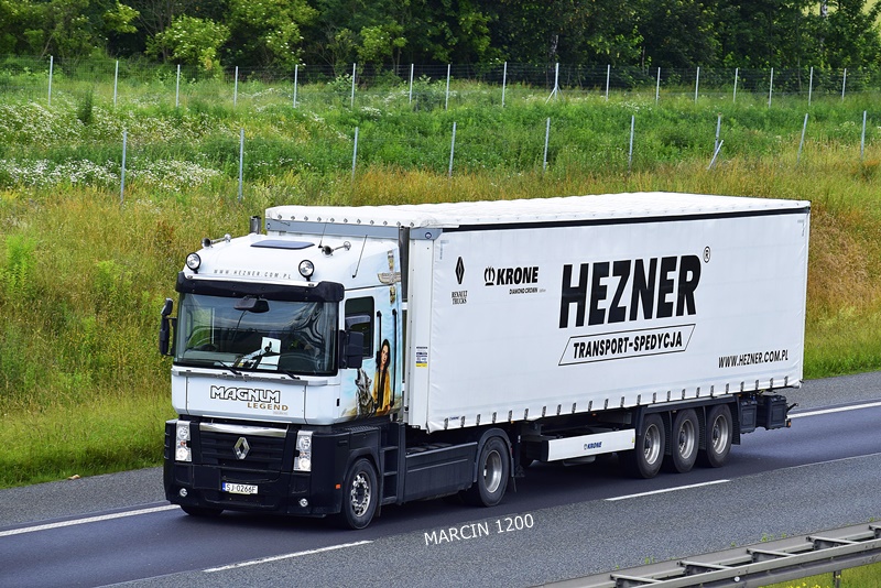 HEZNER-crop-RENAULT MAGNUM LEGEND.JPG