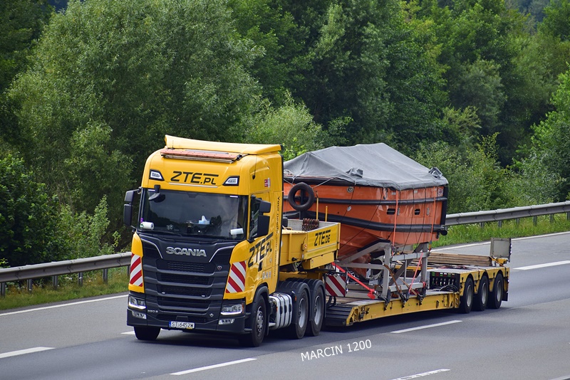 _DSC8953 ZTE-crop-SCANIA S590 V8.JPG