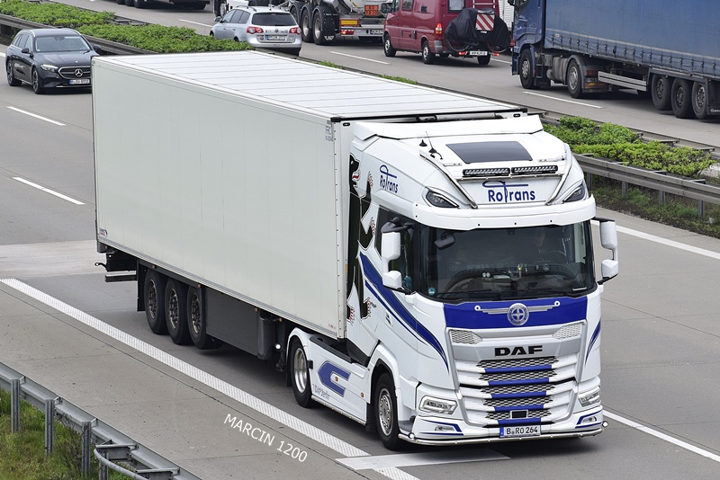 _DSC4151 ROTRANS-crop-DAF XG+.JPG