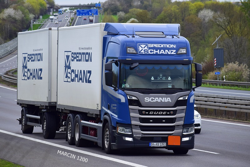 _DSC1185 SPEDITION SCHANZ-crop-SCANIA R450 NG.JPG