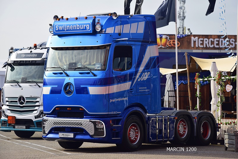 _DSC1356 JSB SWIJNENBURG-crop-ActrosL ProCabin.JPG