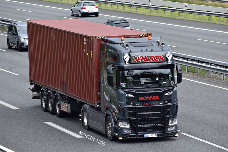 _DSC9361 OEHLRICH-crop-SCANIA S.JPG