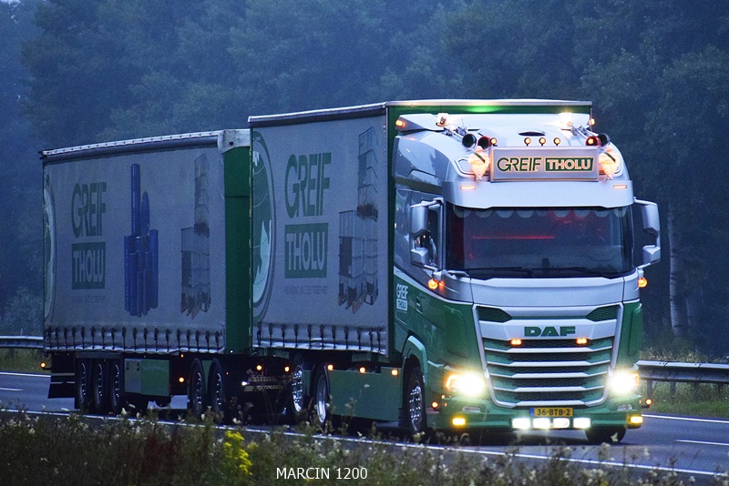 _DSC9551 GREIF THOLU-crop-DAF XG.JPG