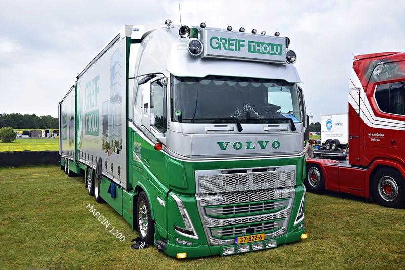 _DSC1443 GREIF THOLU-crop-VOLVO FH5.JPG